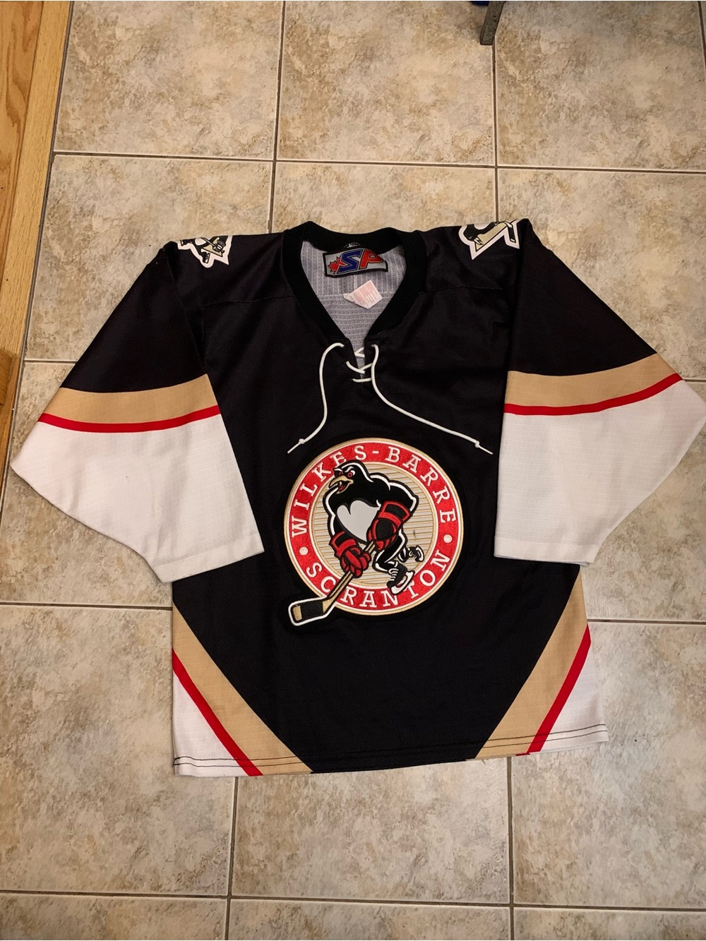 Wilkes-Barre Scranton penguins men’s Hockey Jersey size small